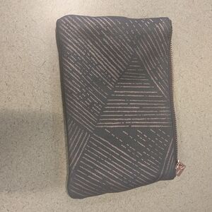 Geometric Patterned Pouch